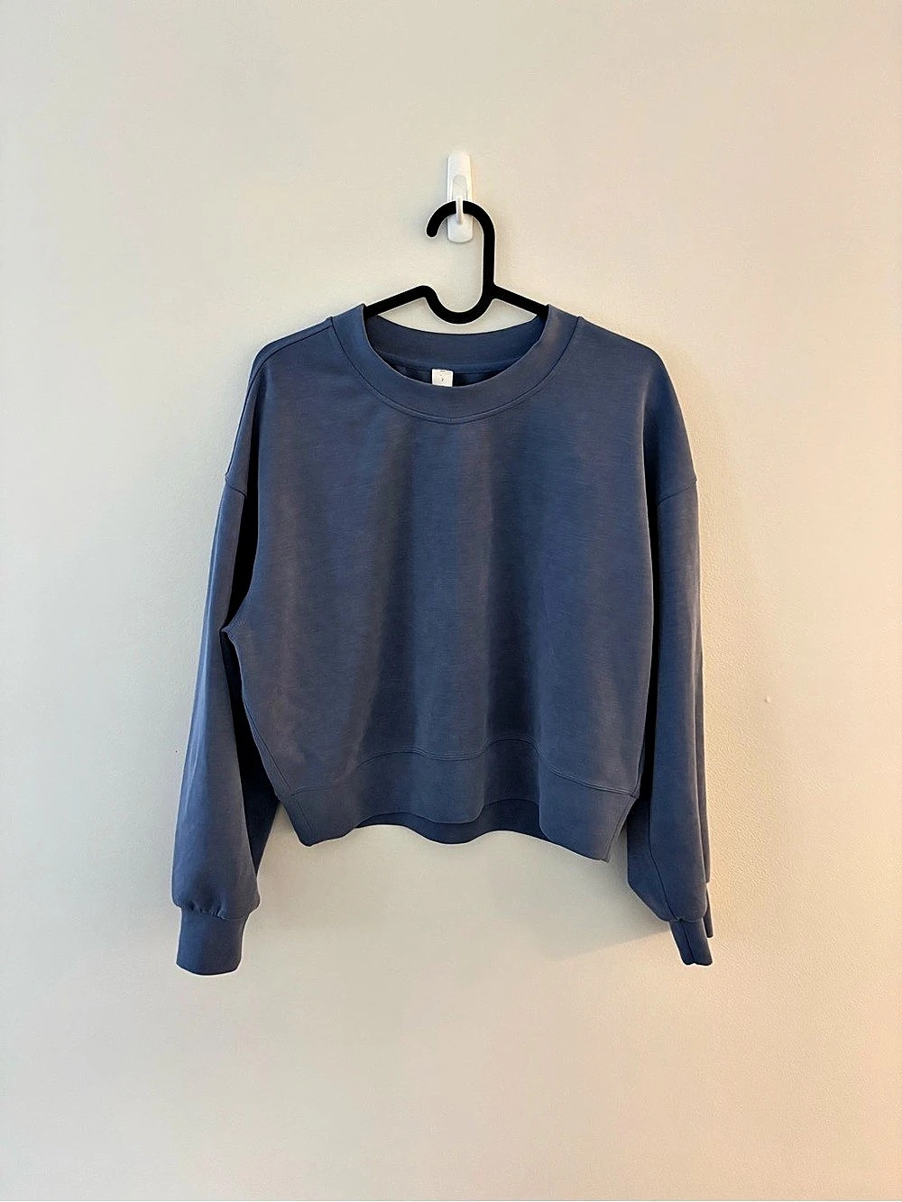 lululemon Softstreme Perfectly Oversized Cropped Crew Cropped Crew in Blue Size